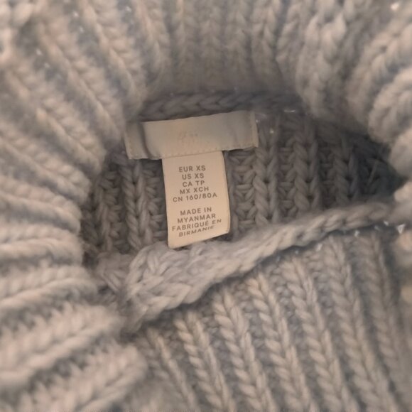 H&M chunky knit turtleneck sweater light blue color cropped fit size XS - Picture 2 of 4